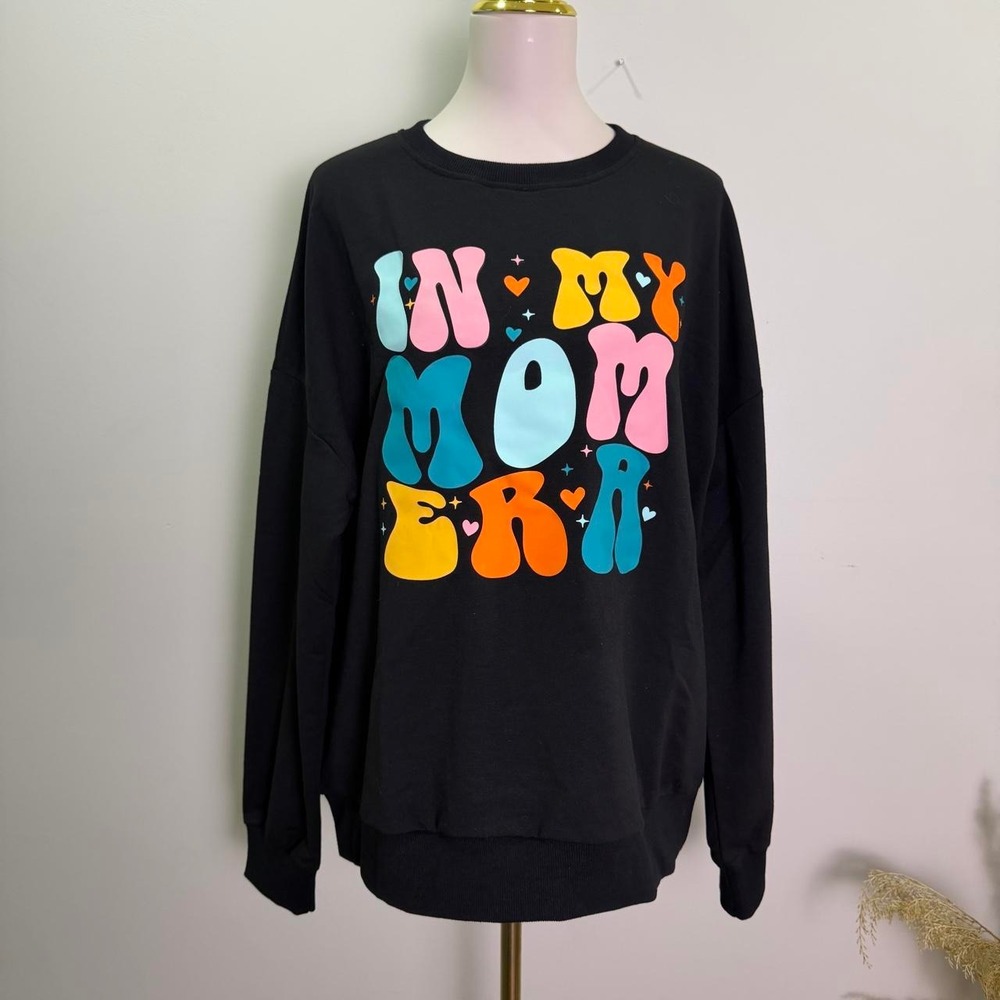 Black "In My Mom Era" Graphic Sweatshirt (2XL)
